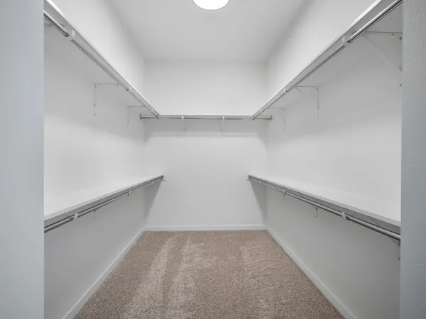 $629,900 | 216 Lakeview Circle, Beaver Dam, WI 53916