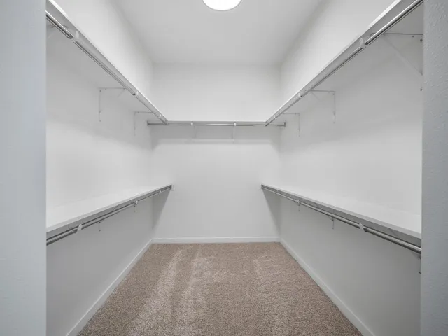 $629,900 | 216 Lakeview Circle, Beaver Dam, WI 53916