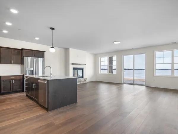 $629,900 | 216 Lakeview Circle, Beaver Dam, WI 53916