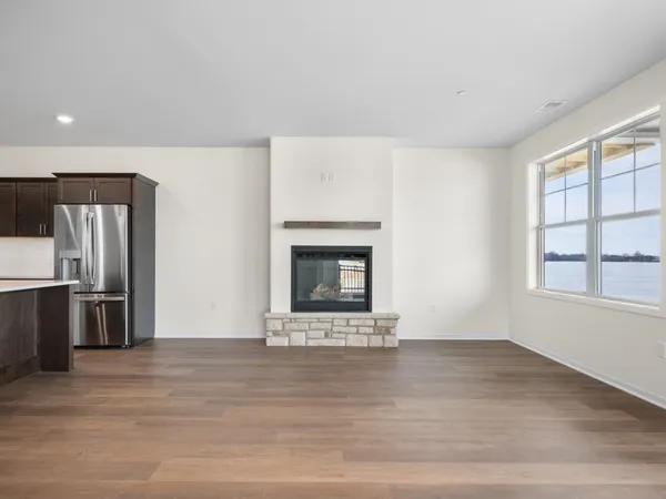 $629,900 | 216 Lakeview Circle, Beaver Dam, WI 53916