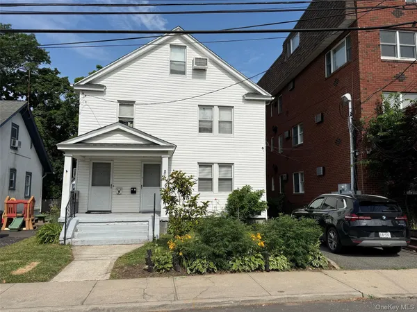 $3,200 | 1082 Lynn Place, Woodmere, NY 11598
