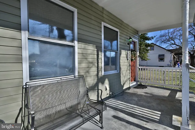 $359,900 | 617 West 2nd Street, Florence, NJ 08518