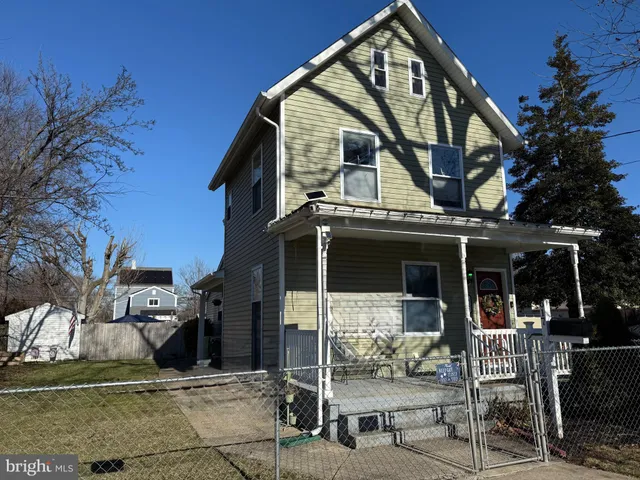 $359,900 | 617 West 2nd Street, Florence, NJ 08518