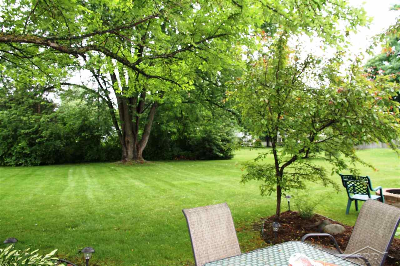741 Somerset Road Saginaw, MI 48638 - Photo 22 of 26 Back Yard