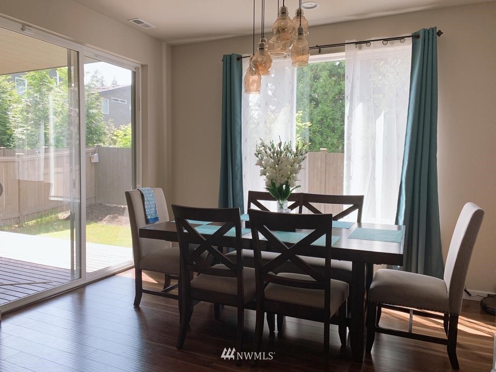 3802 192nd Place Southeast Bothell, WA 98012 - Photo 5 of 14 Gallery Image 5
