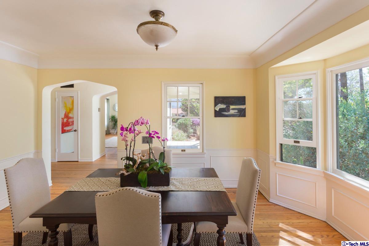 1625 West Kenneth Road Glendale, CA 91201 - Photo 3 of 18 Additional Photo