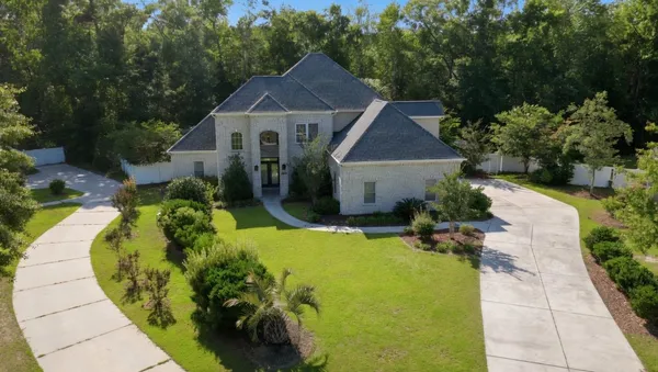 $724,900 | 360 Capers Creek Drive, Myrtle Beach, SC 29579