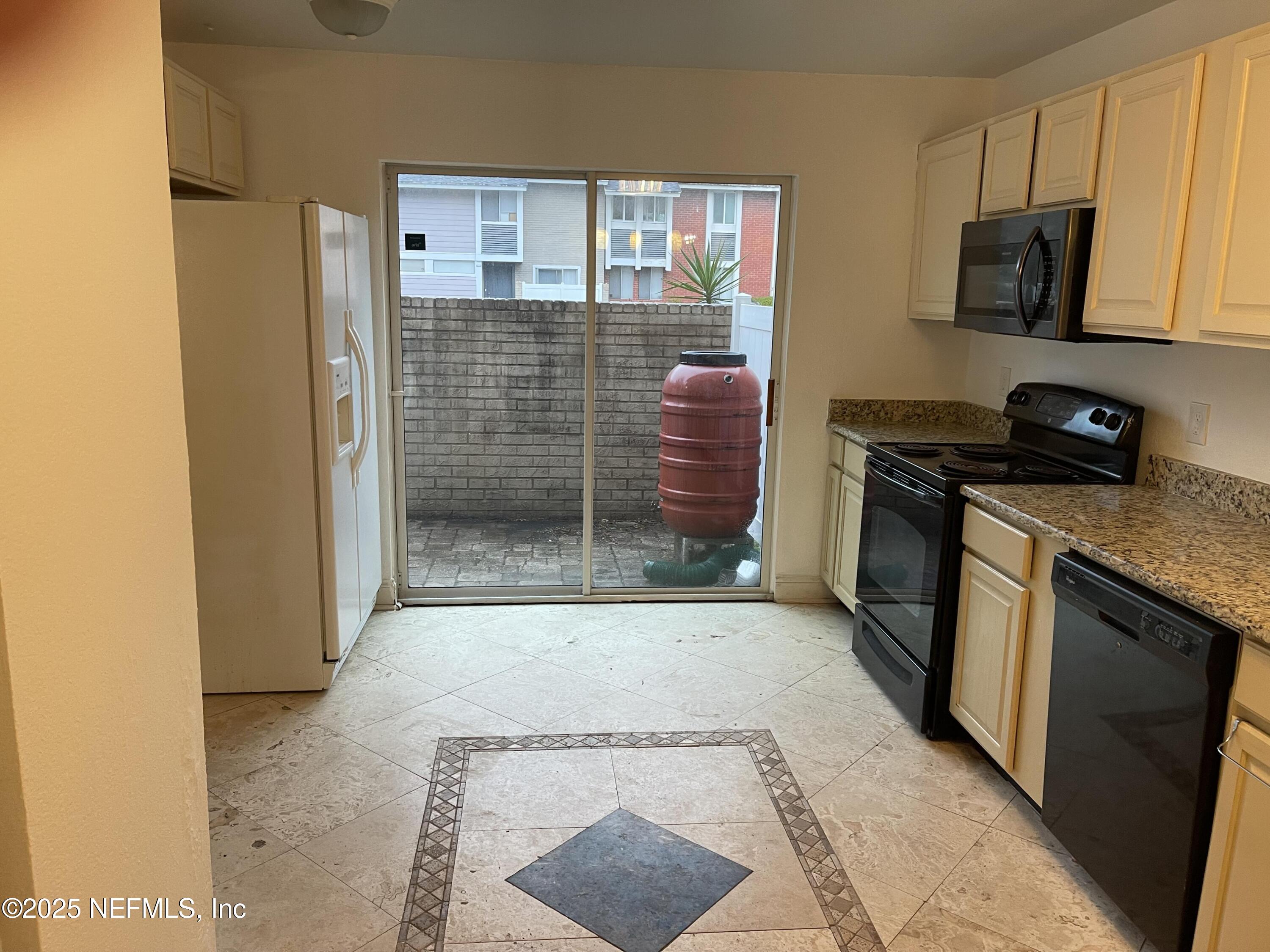 8880 Old Kings Road South, Unit 53 Jacksonville, FL 32257 - Photo 8 of 31 beyc684ba4a430b4e