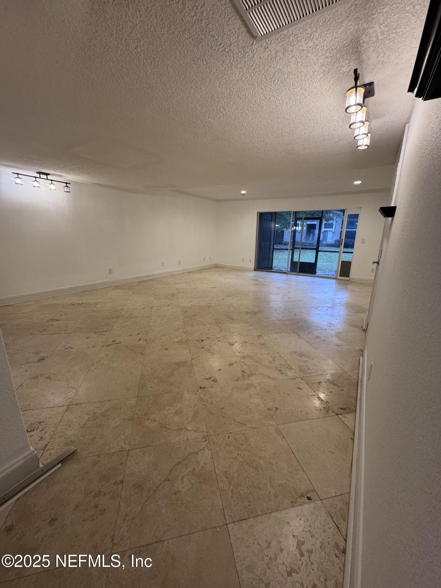 8880 Old Kings Road South, Unit 53 Jacksonville, FL 32257 - Photo 10 of 31 beyc684ba4c35d16f