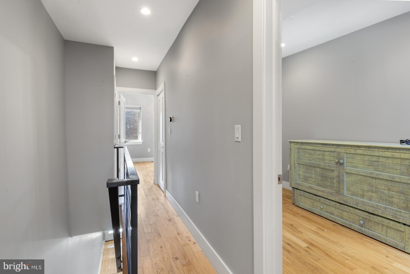 313 Mercy Street Philadelphia, PA 19148 - Photo 13 of 28