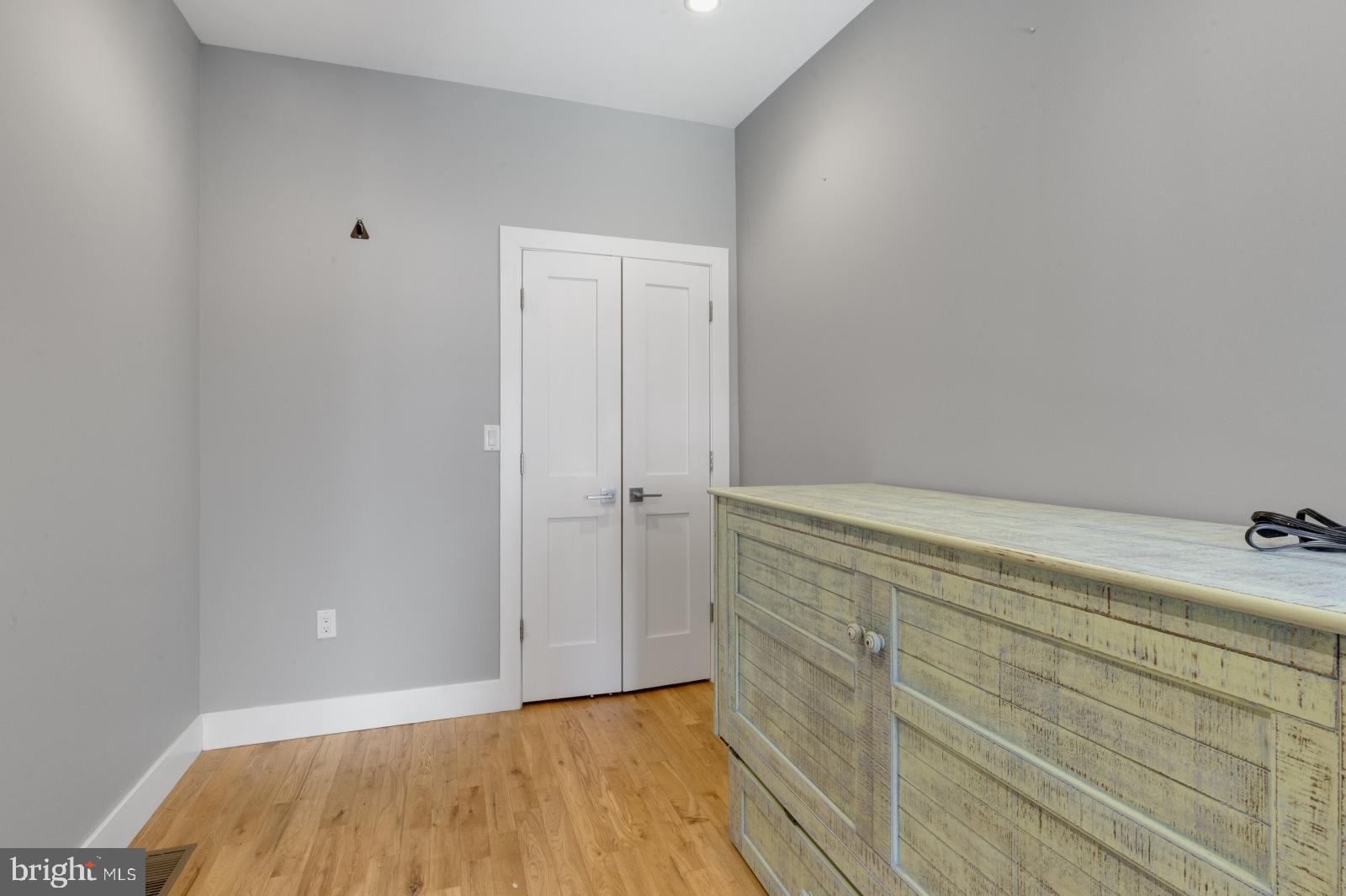 313 Mercy Street Philadelphia, PA 19148 - Photo 17 of 28