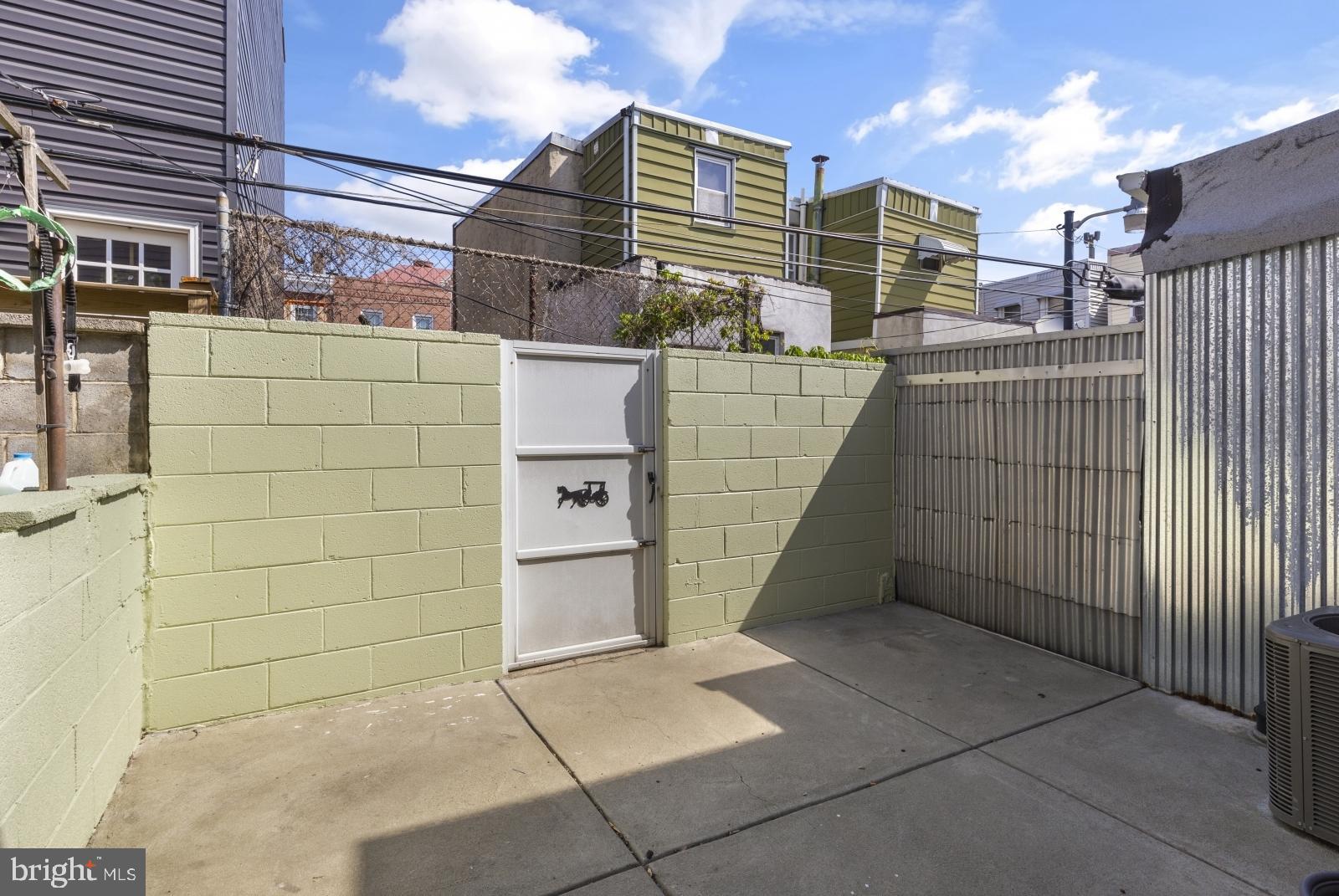 313 Mercy Street Philadelphia, PA 19148 - Photo 10 of 28