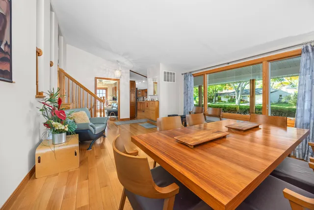 $450,000 | 571 Estate Drive, Buffalo Grove, IL 60089