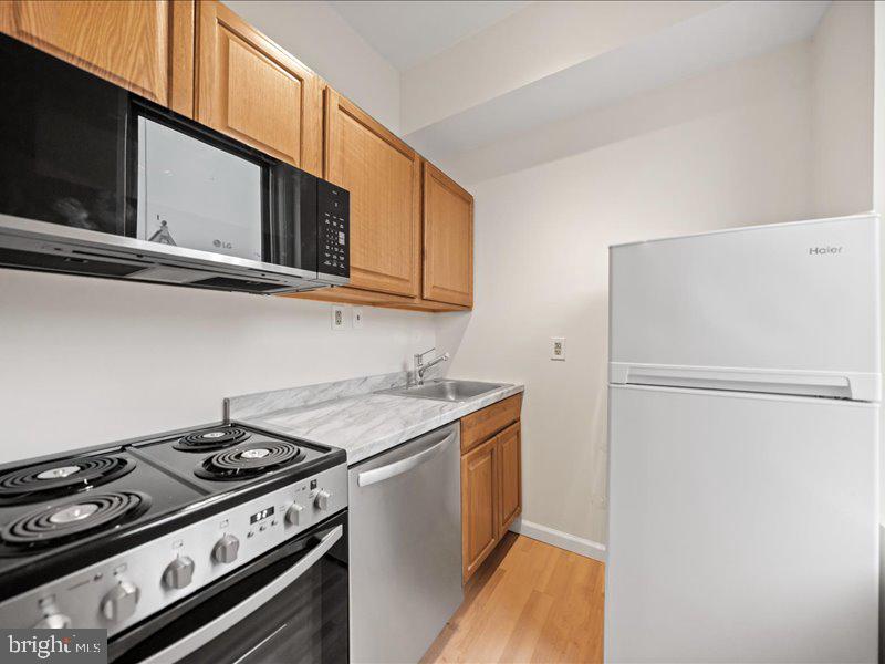 1706 U Street Northwest, Unit 202 Washington, DC 20009 - Photo 9 of 17