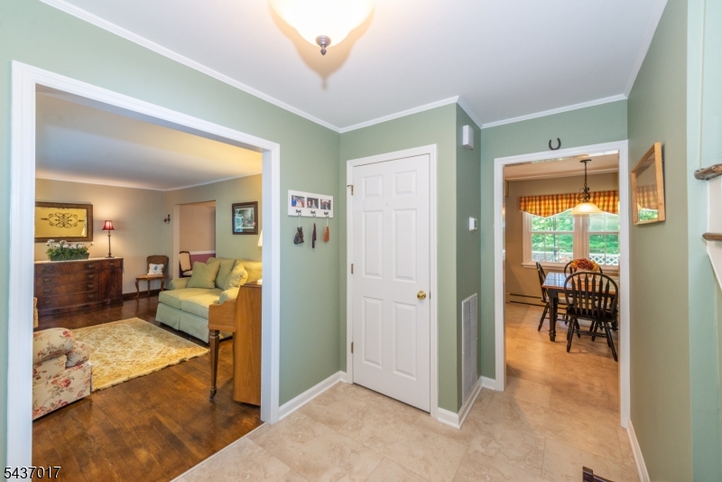 10 Brittany Road Succasunna, NJ 07876 - Photo 17 of 37