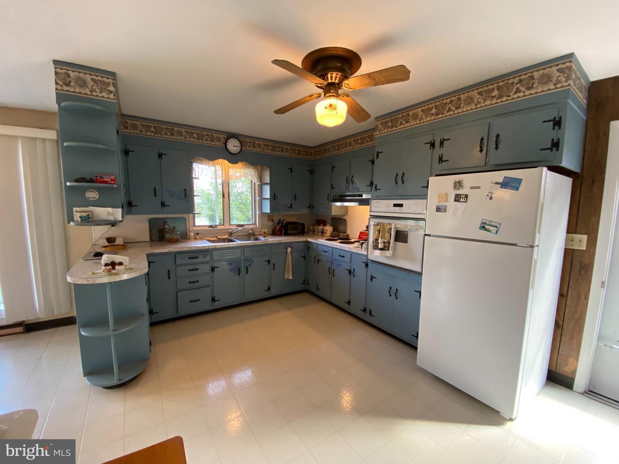 554 Kulps Road Barto, PA 19504 - Photo 14 of 36 Main floor Kitchen