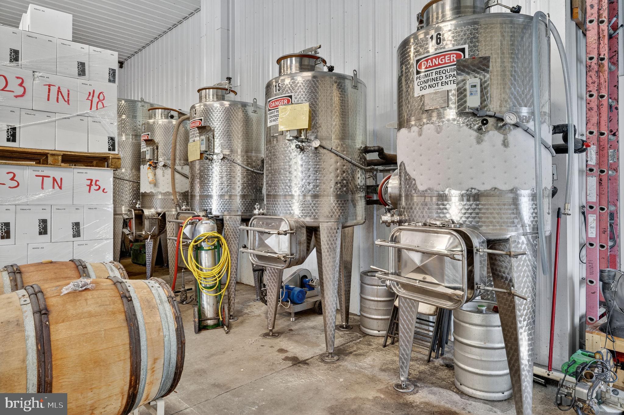 14001 Harpers Ferry Road Purcellville, VA 20132 - Photo 61 of 70 Inside the tank room