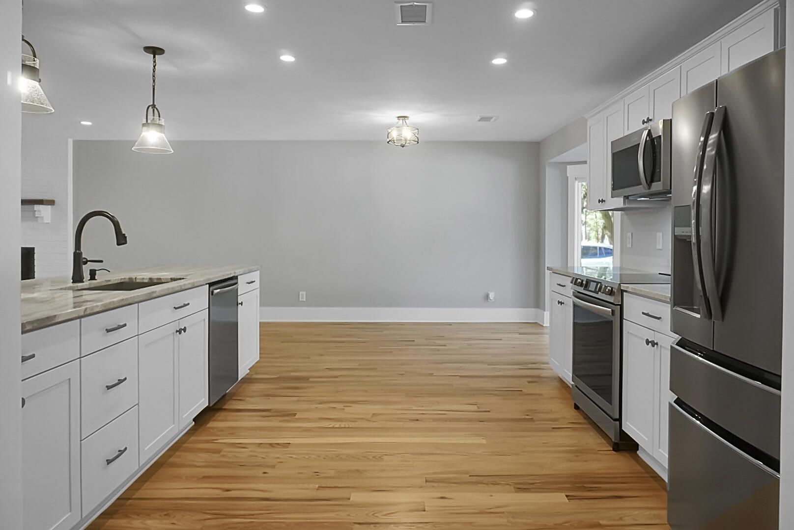 2463 Marina Road Wadmalaw Island, SC 29487 - Photo 5 of 34 DSC03133