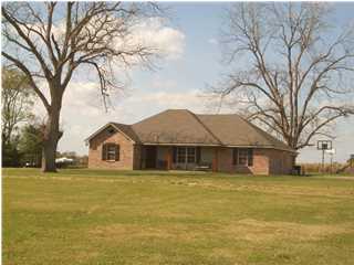 4120 Decon Road Youngsville, LA 70592 - Photo 1 of 12 Primary Photo