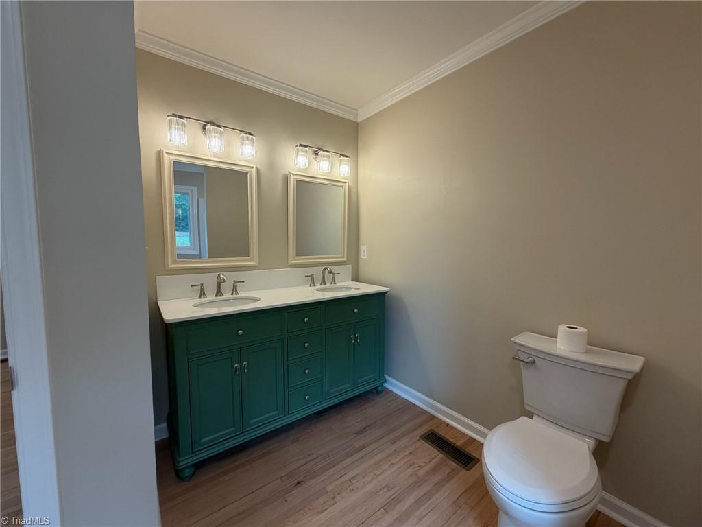 2701 Tudor Road Winston-Salem, NC 27106 - Photo 15 of 31