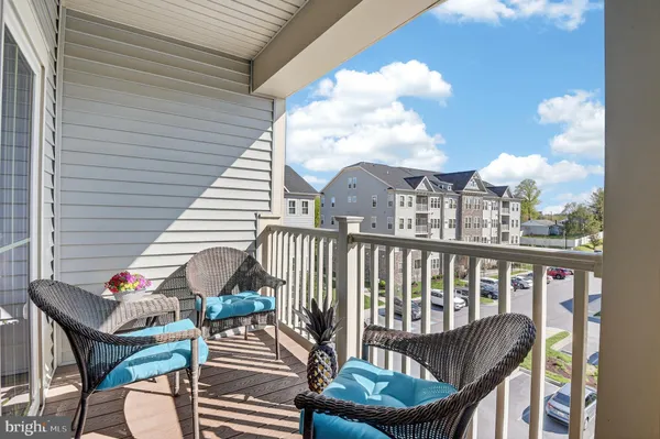 $420,000 | 5742 Meadowood Street, Unit 402, New Market, MD 21774