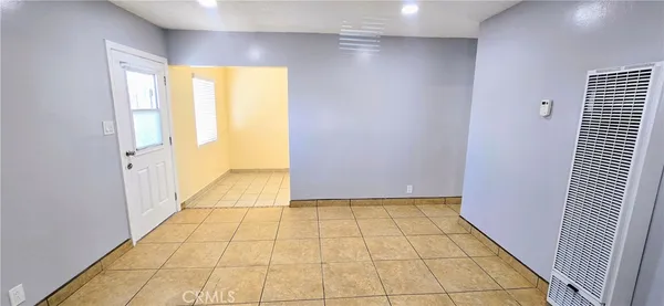 $1,775 | 1342 East 77th Place, Los Angeles, CA 90001