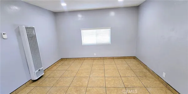 $1,775 | 1342 East 77th Place, Los Angeles, CA 90001