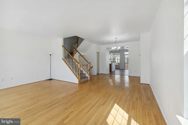 $3,395 | 2338 Huntington Station Court, Alexandria, VA 22303