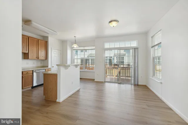 $3,395 | 2338 Huntington Station Court, Alexandria, VA 22303