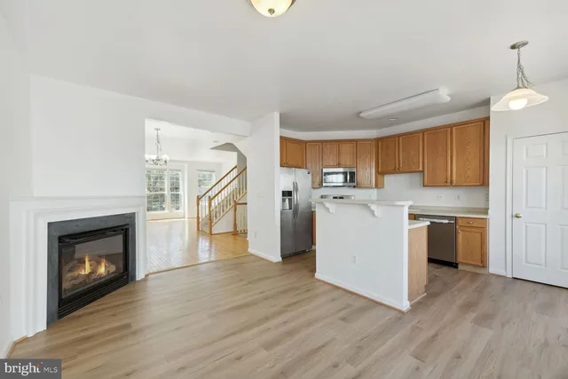 $3,395 | 2338 Huntington Station Court, Alexandria, VA 22303