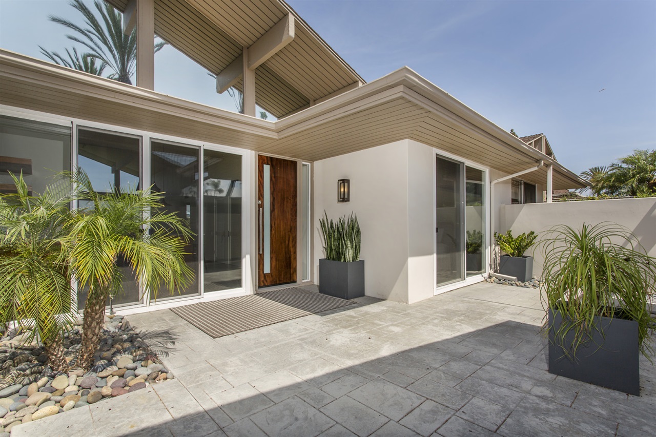 119 Via Coronado Rancho Santa Fe, CA 92091 - Photo 3 of 25