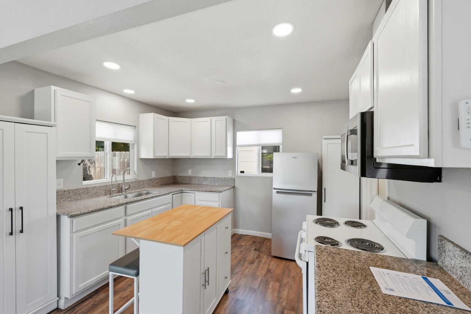 5631 Tully Road Modesto, CA 95356 - Photo 11 of 40