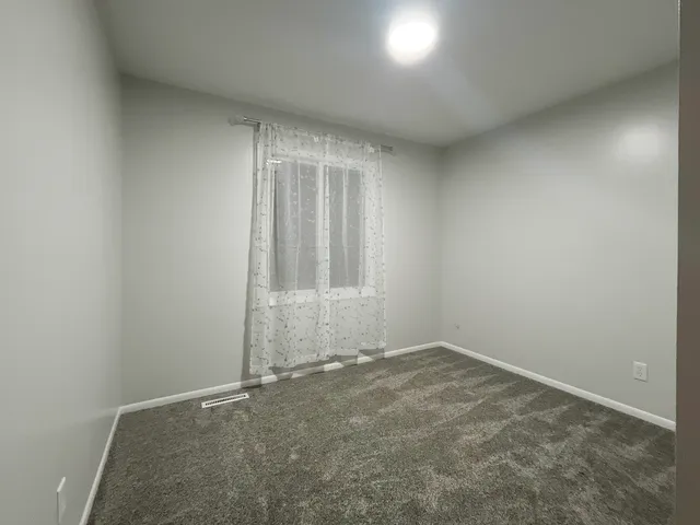 $349,900 | 5505 West Shore Drive, McHenry, IL 60050