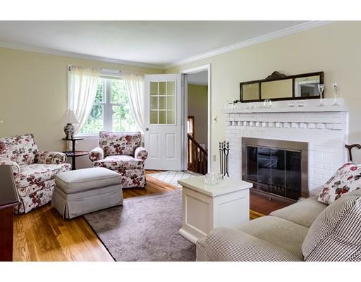 81 Homestead Road Holden, MA 01520 - Photo 5 of 31 Gallery Image 5