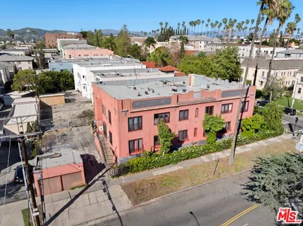 $1,700,000 | 101 North Kenmore Avenue, Los Angeles, CA 90004