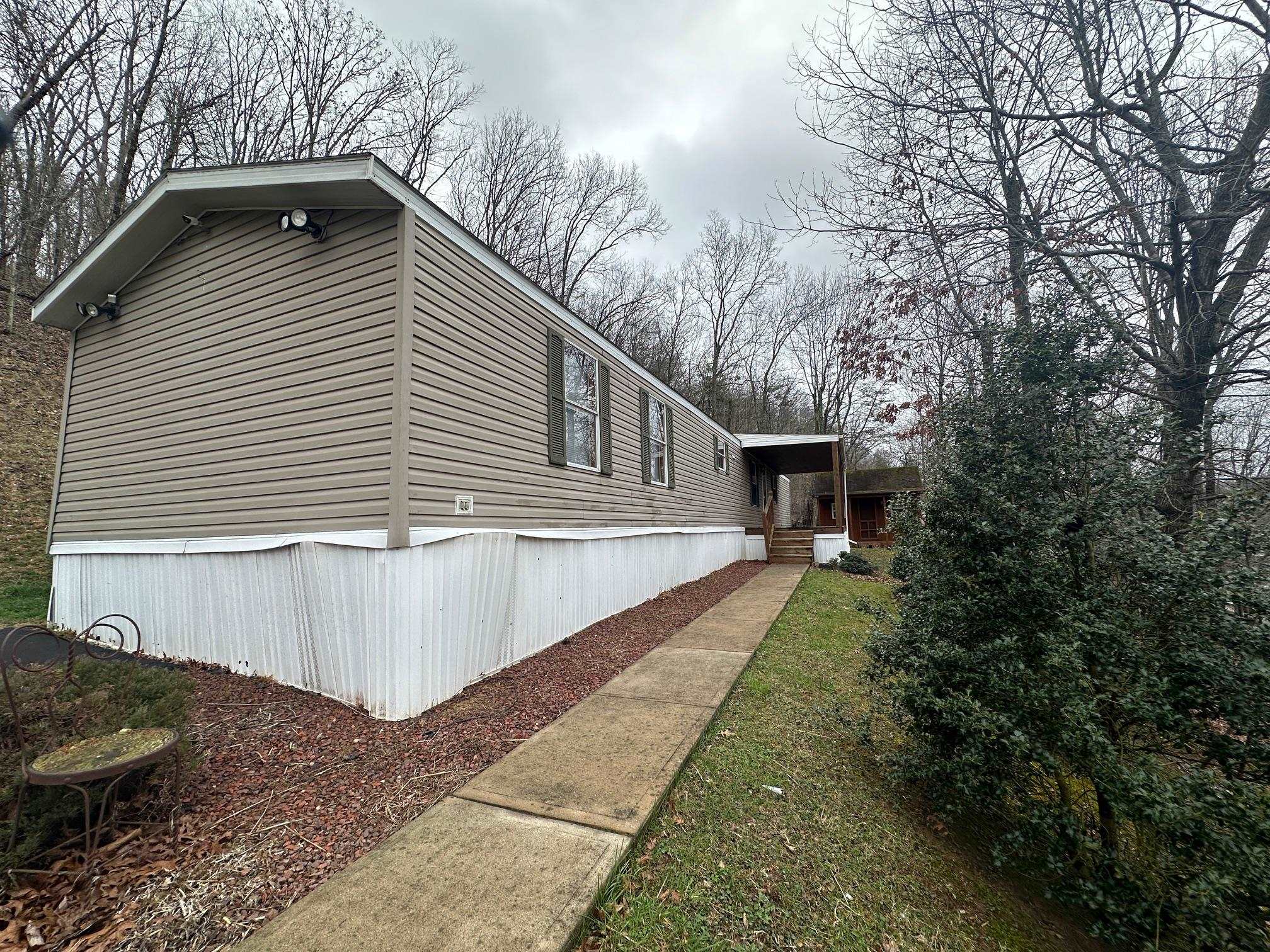 26190 East Lynn Road Wayne, WV 25570 - Photo 1 of 12 Gallery Image 1