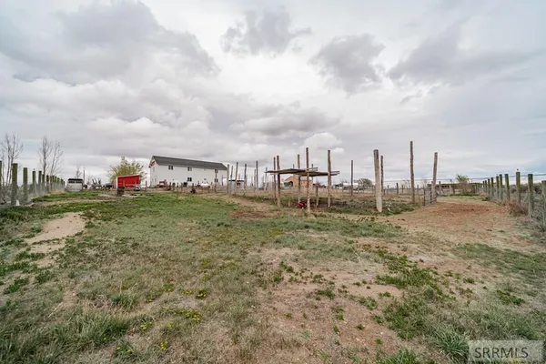 $620,000 | 2492 East 2100 North, Hamer, ID 83425