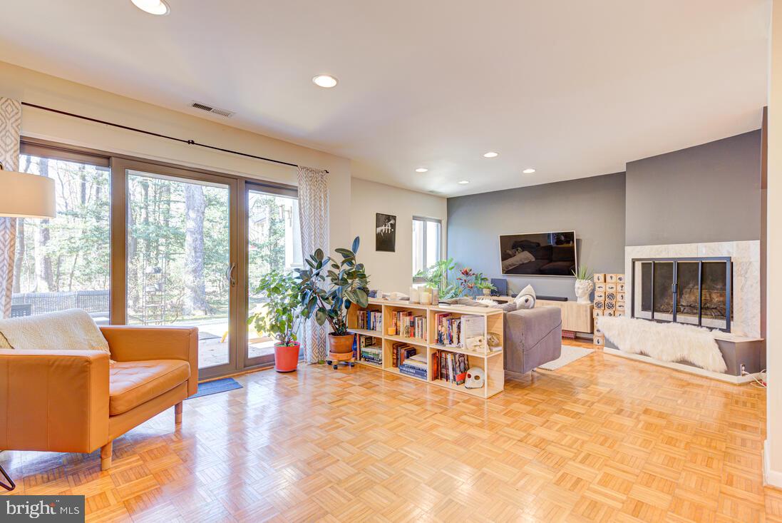 11621 Newbridge Court Reston, VA 20191 - Photo 1 of 43 Open Living Area