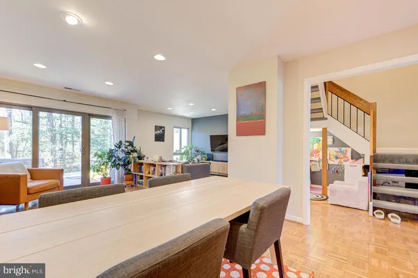 $3,100 | 11621 Newbridge Court, Reston, VA 20191