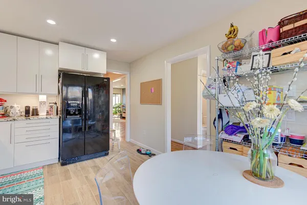 $3,100 | 11621 Newbridge Court, Reston, VA 20191