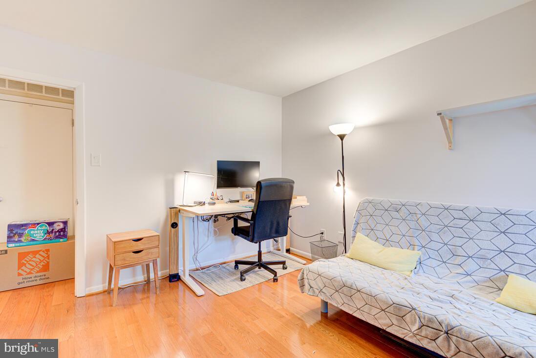 11621 Newbridge Court Reston, VA 20191 - Photo 34 of 43