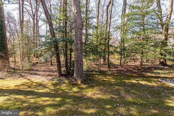 $3,100 | 11621 Newbridge Court, Reston, VA 20191