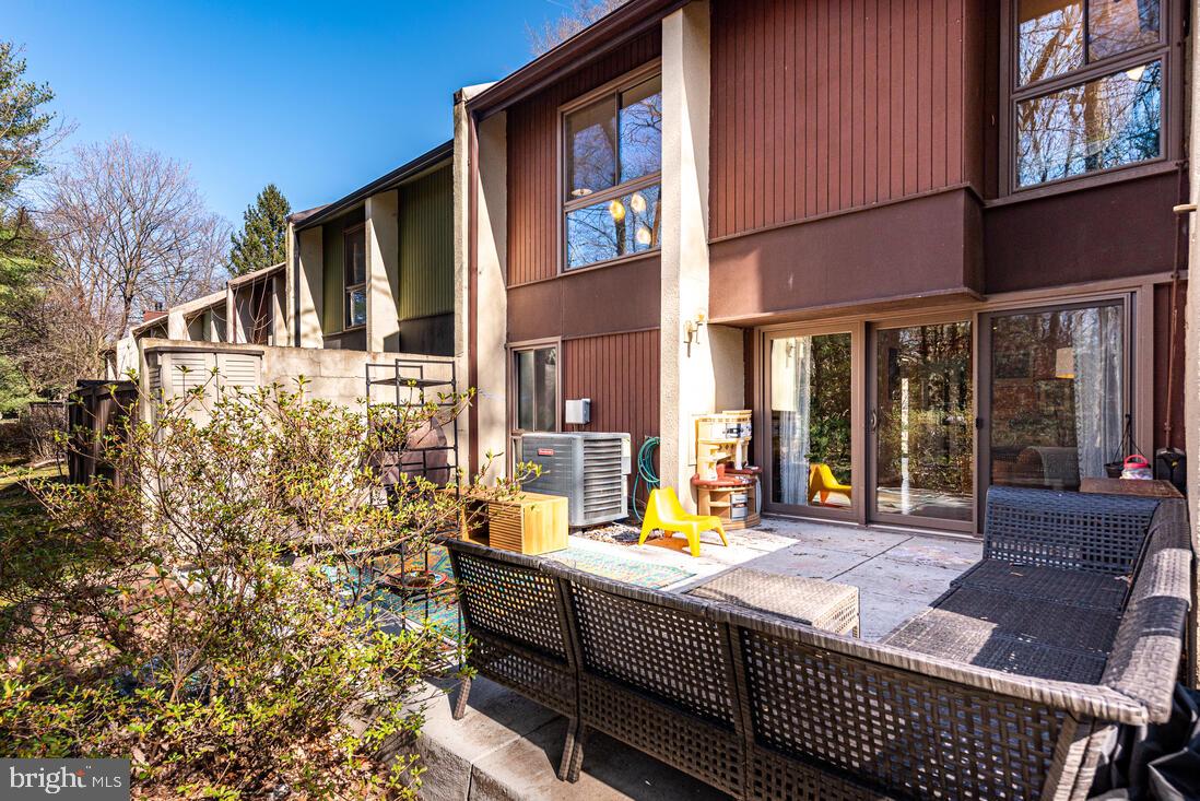 11621 Newbridge Court Reston, VA 20191 - Photo 39 of 43