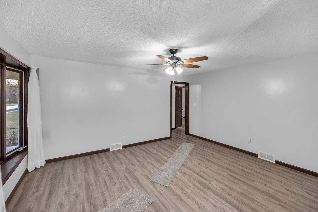 3470 East Division Street Decatur, IL 62526 - Photo 2 of 24 Gallery Image 2