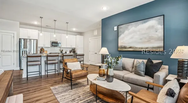$1,800 | 4000 Margaret Street, Unit B2, Beaufort, SC 29906