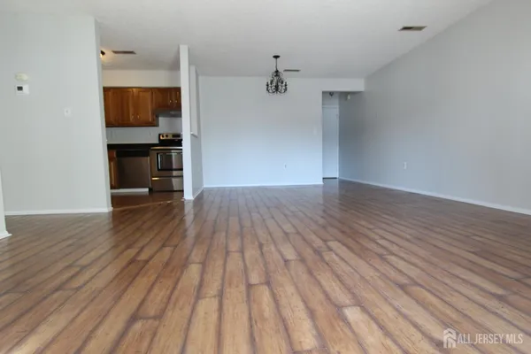 $1,750 | 2315 Aspen Drive, Plainsboro, NJ 08536