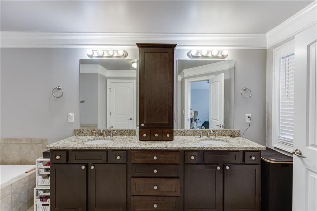 2854 Jordan Oaks Lane, Unit 8 Decatur, GA 30033 - Photo 23 of 35