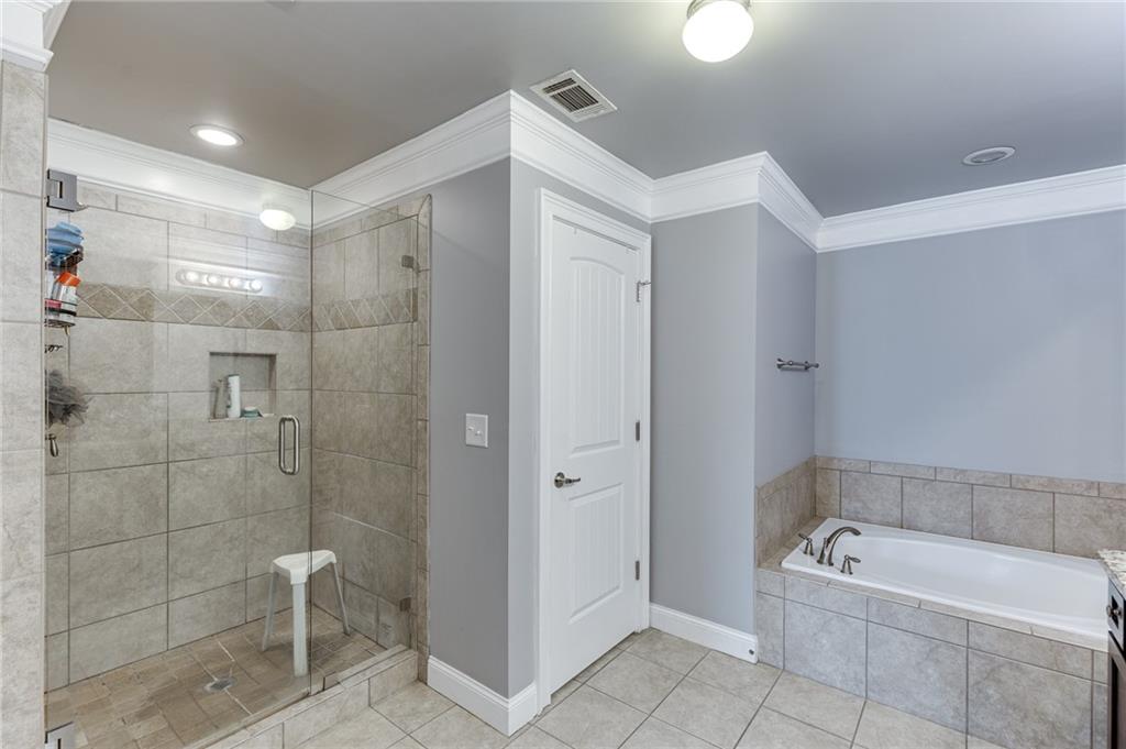 2854 Jordan Oaks Lane, Unit 8 Decatur, GA 30033 - Photo 24 of 35