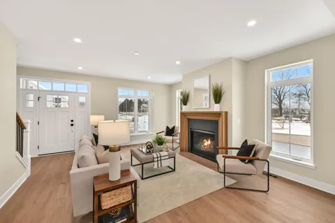 $865,000 | 496 Bastle Wynd Port, Unit 9, Port Washington, WI 53074