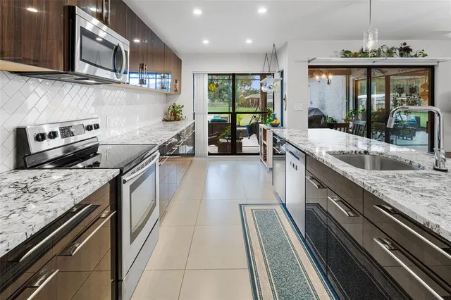 $444,900 | 3056 Deer Creek Lake Shore Drive, Unit 3056, Deerfield Beach, FL 33442